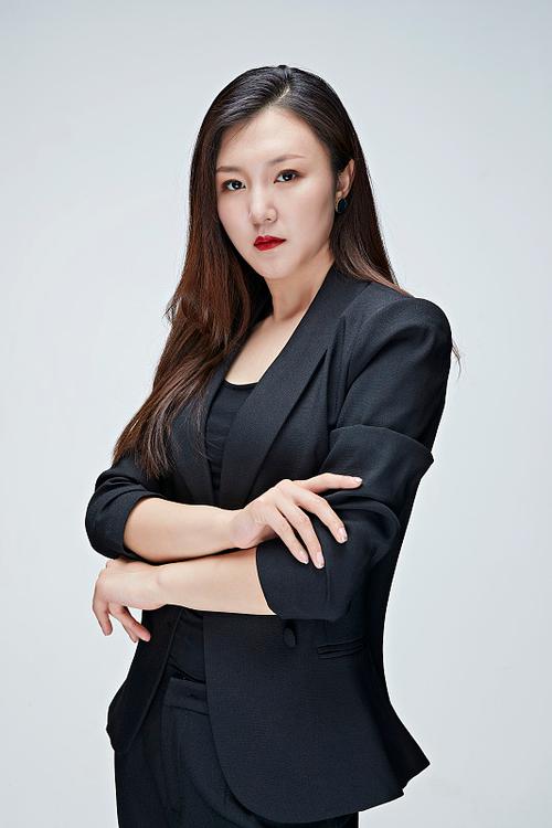 刘勉洪 插画与概念设计总监